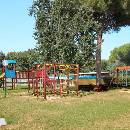 Locazione Turistica Mare Pineta-2