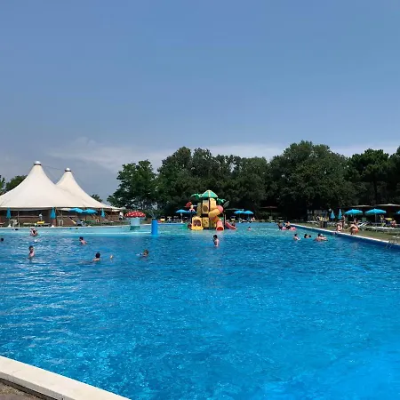 Locazione Turistica Mare Pineta-2 Holiday home Casal Borsetti